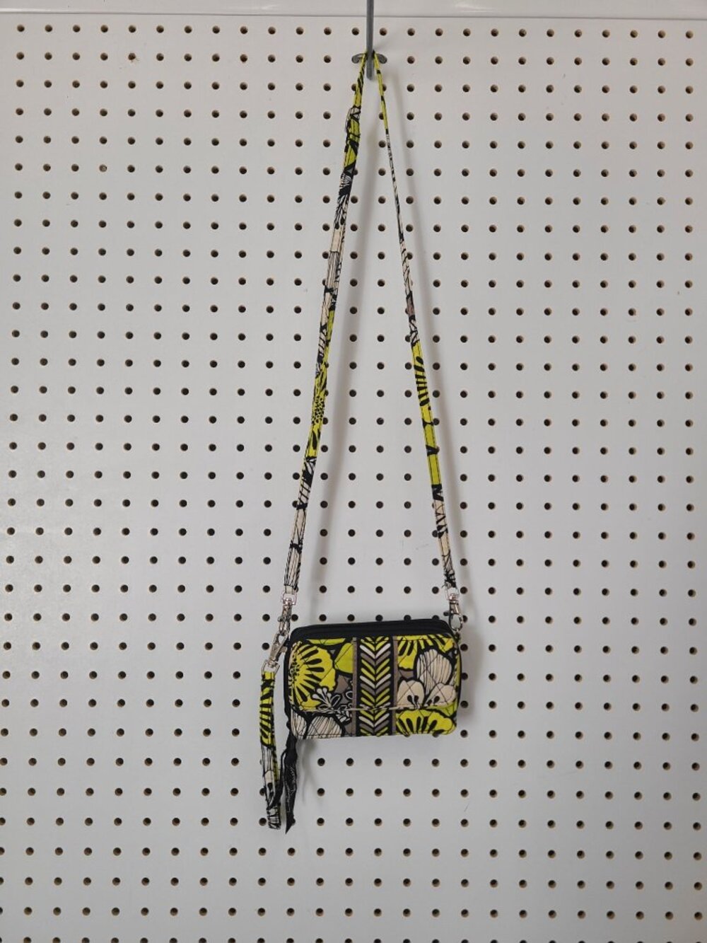 Vera Bradley Floral Crossbody Wallet Bag With Adjustable Strap & Multiple Zipper